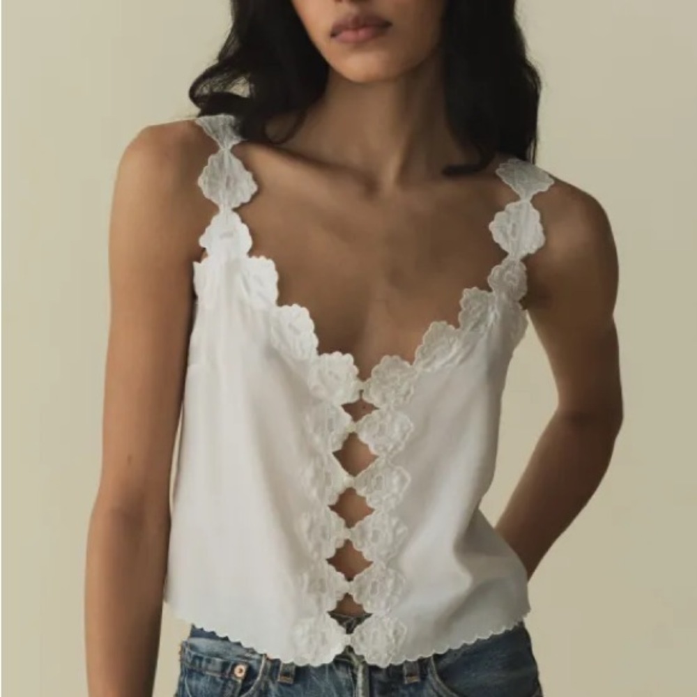 NWT Doen Flores Silk Scalloped Button V Neck Cami Camisole Tank Blouse Top Salt - Picture 2 of 9